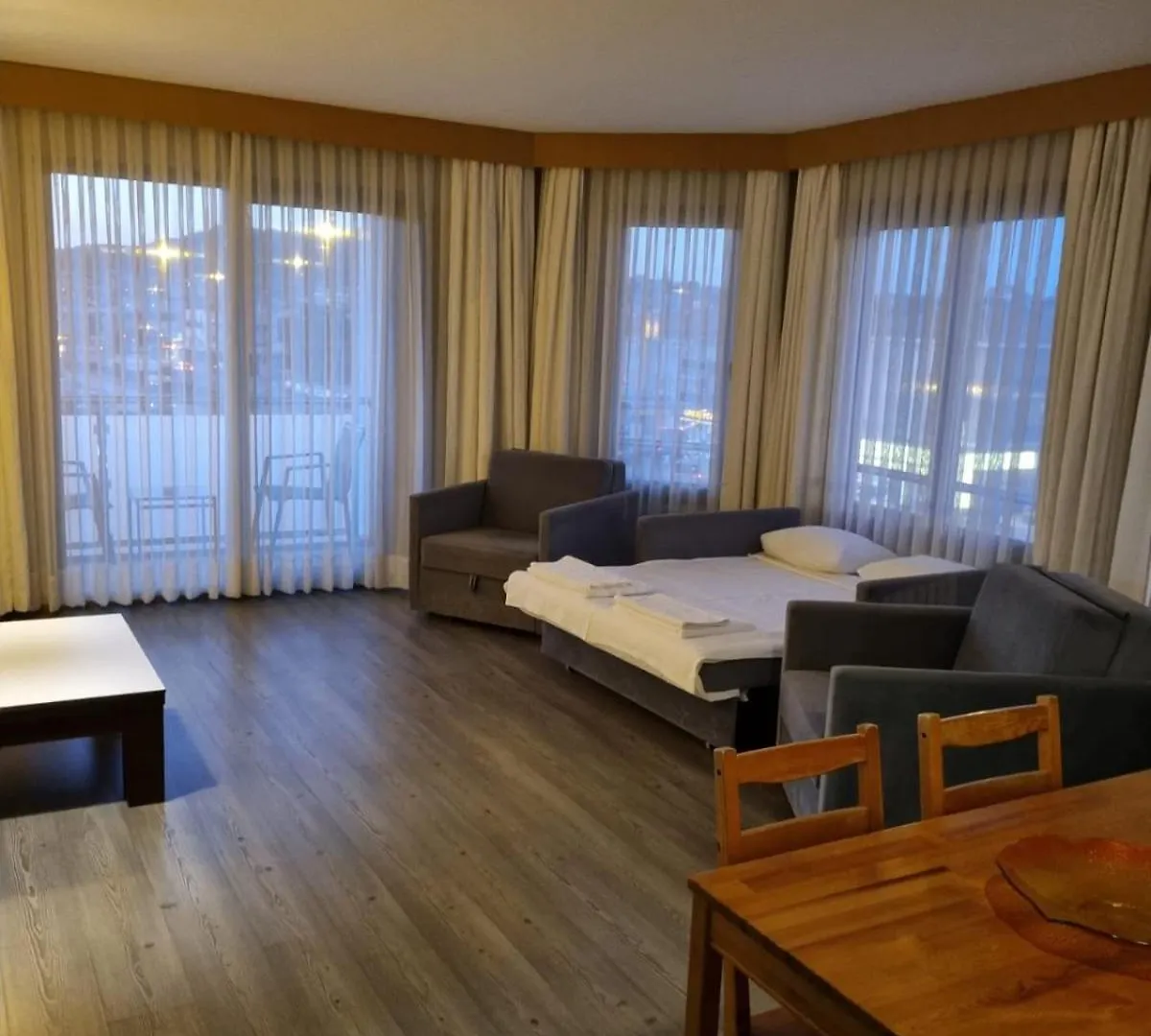 Cilek Marina Otel Cesme Hotel