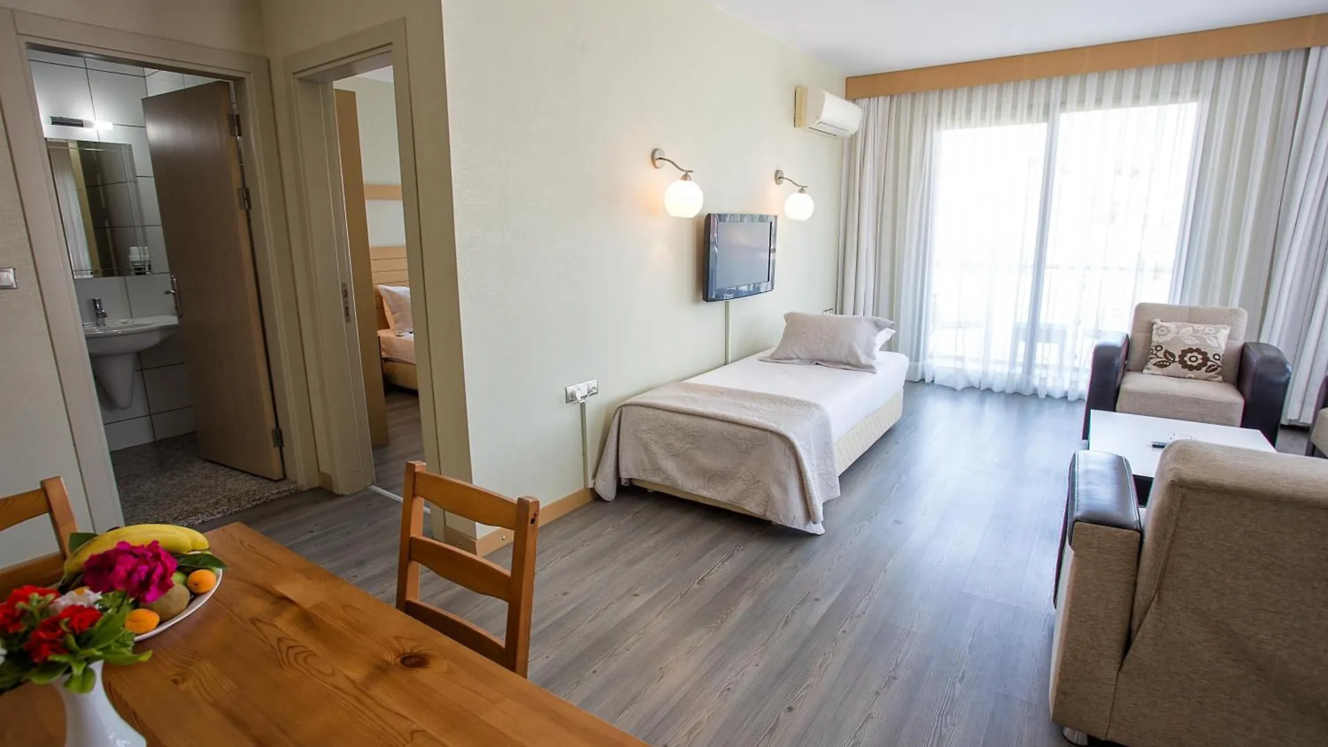 Cilek Marina Otel Cesme Turkey